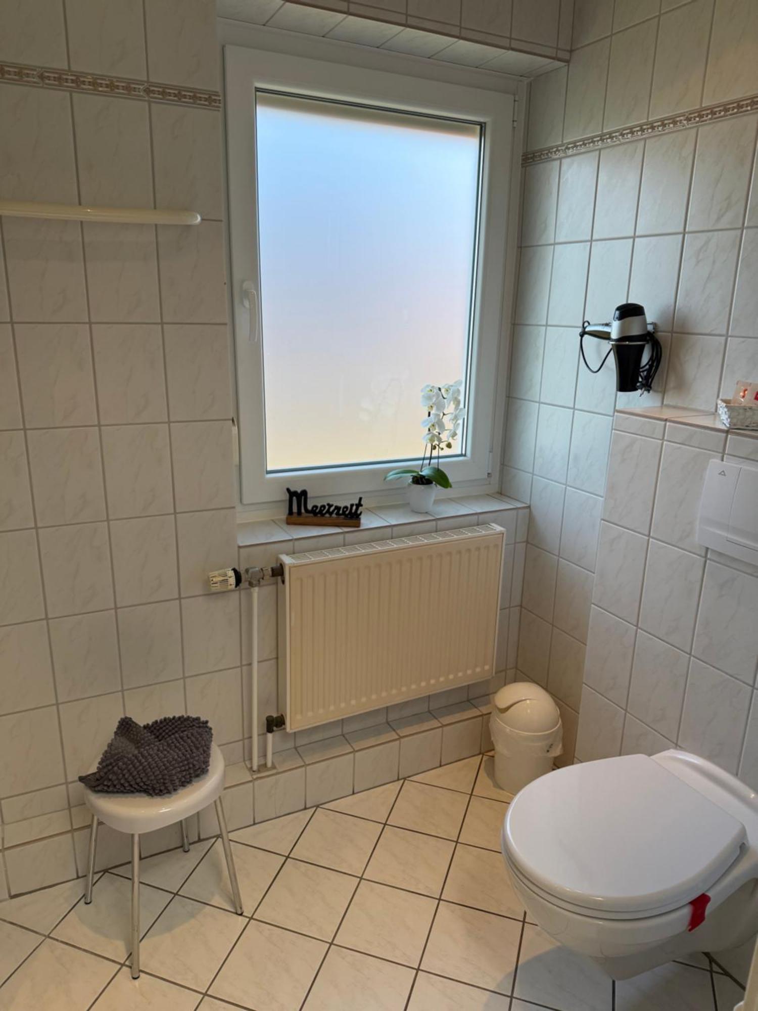 Hotel Peters Neuharlingersiel Eksteriør bilde